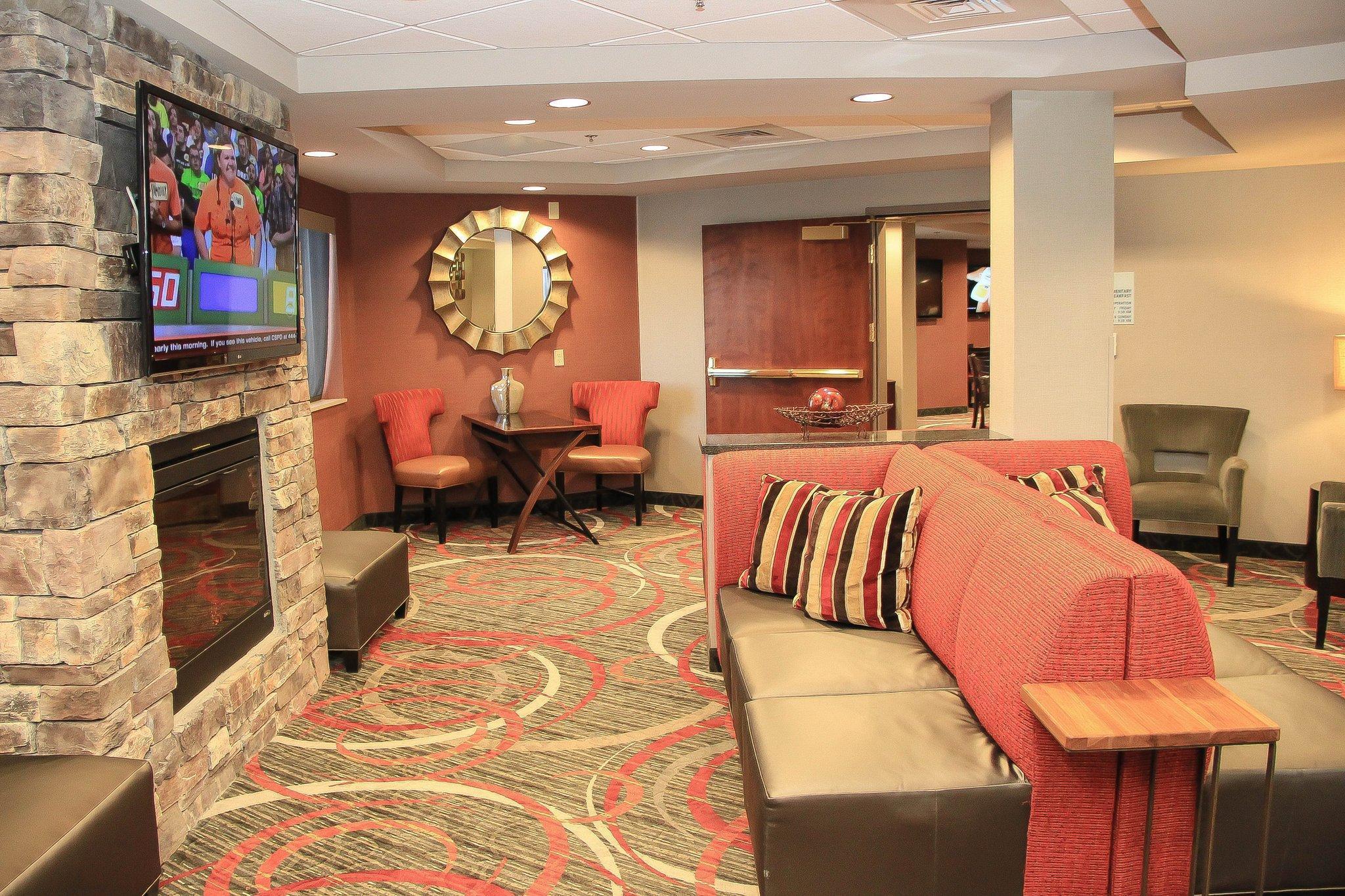 Holiday Inn Express & Suites Colorado Springs-Airport By Ihg Εξωτερικό φωτογραφία