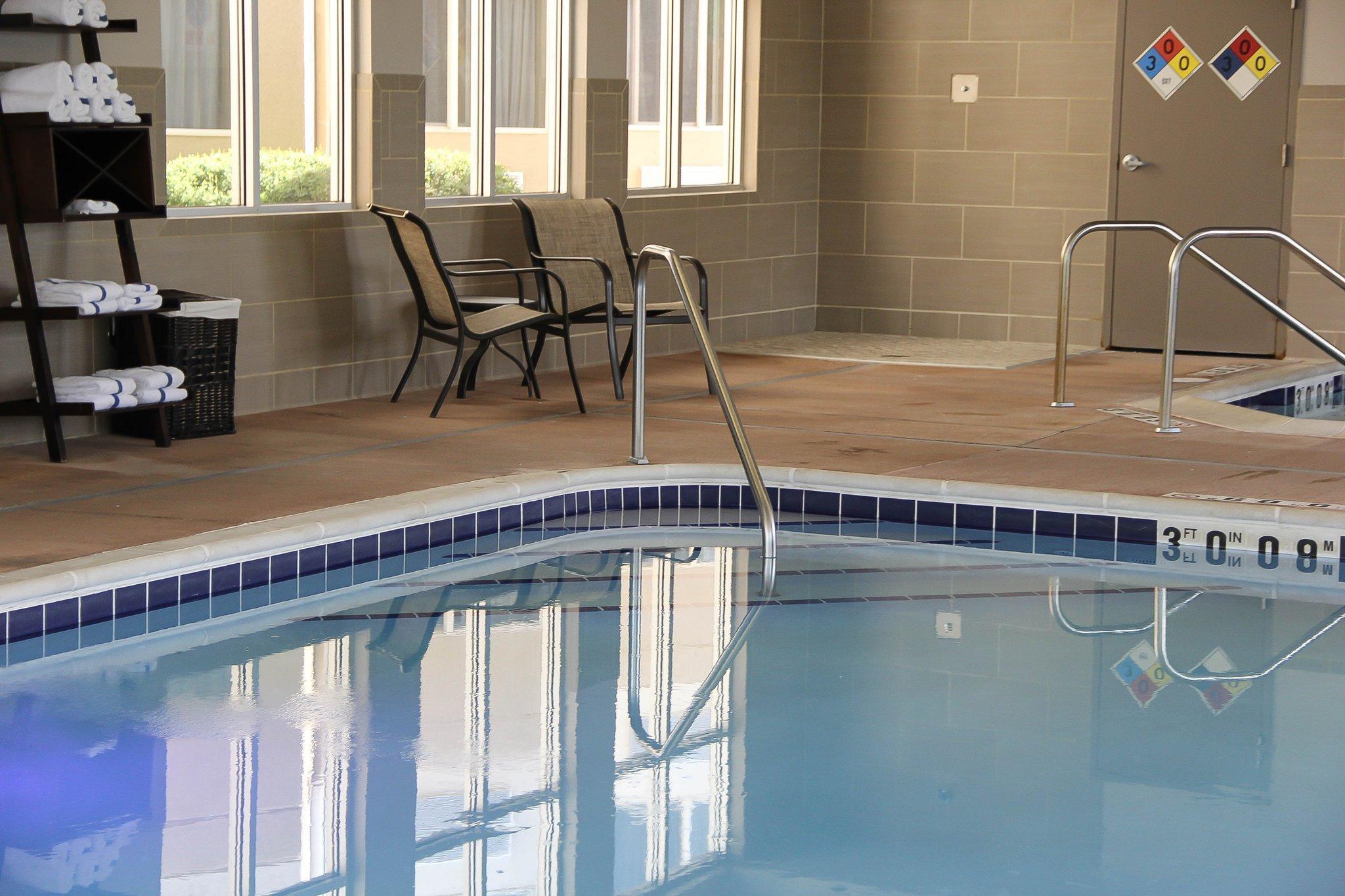 Holiday Inn Express & Suites Colorado Springs-Airport By Ihg Εξωτερικό φωτογραφία